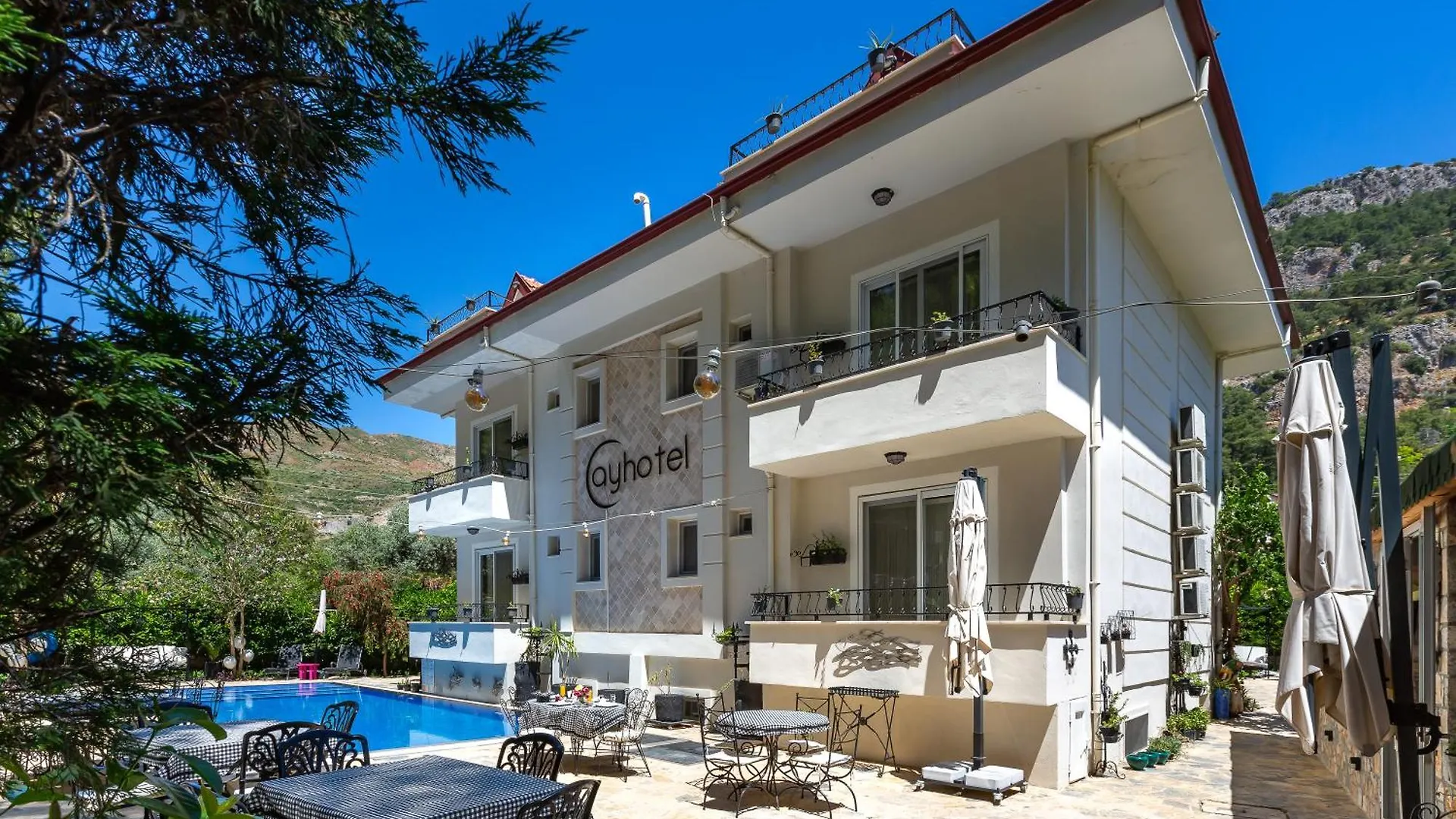 Ay Hotel Goecek Bed and Breakfast
